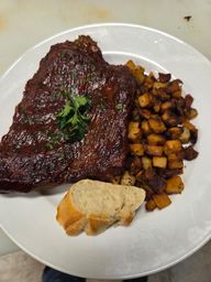 Ribs And Home Fries